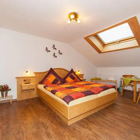 Apartamento Fewo Adelia